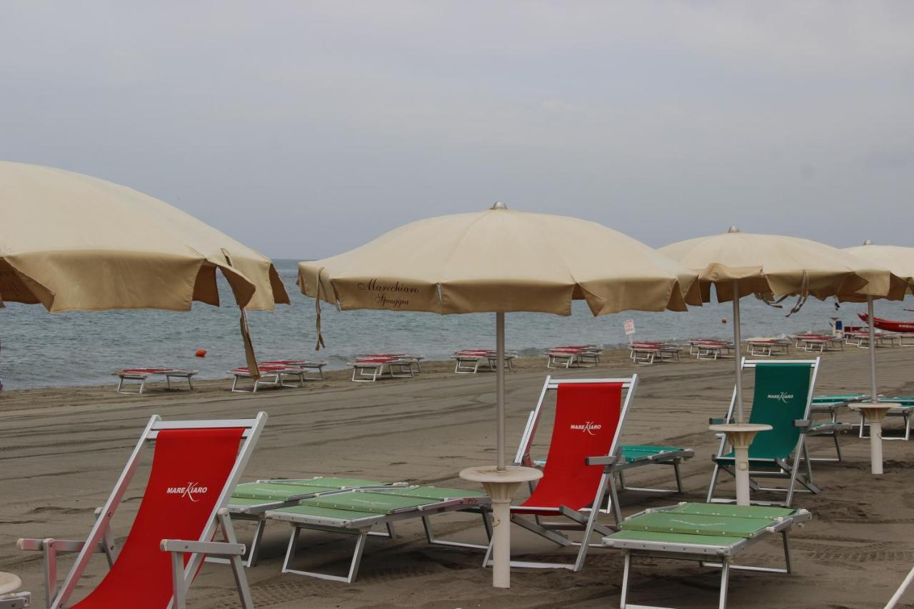 Appartamento Via Dei Fabbri Navali Lido di Ostia Eksteriør billede
